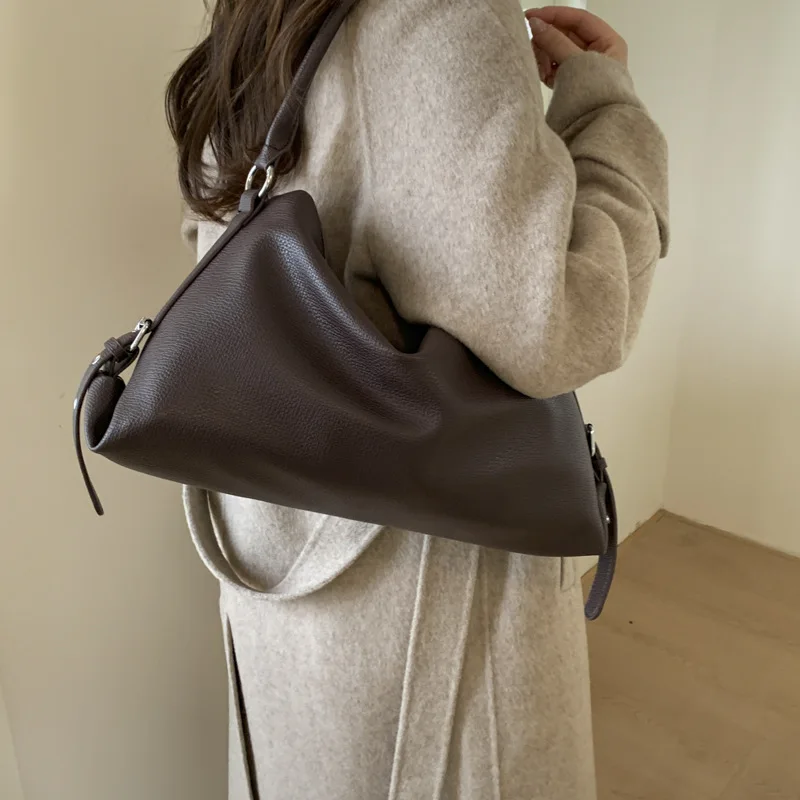 

Luxury Design Simple Shoulder Bag For Women Autumn/Winter Synthetic Leather Commuter Bags French Fashion Solid Color Handbags