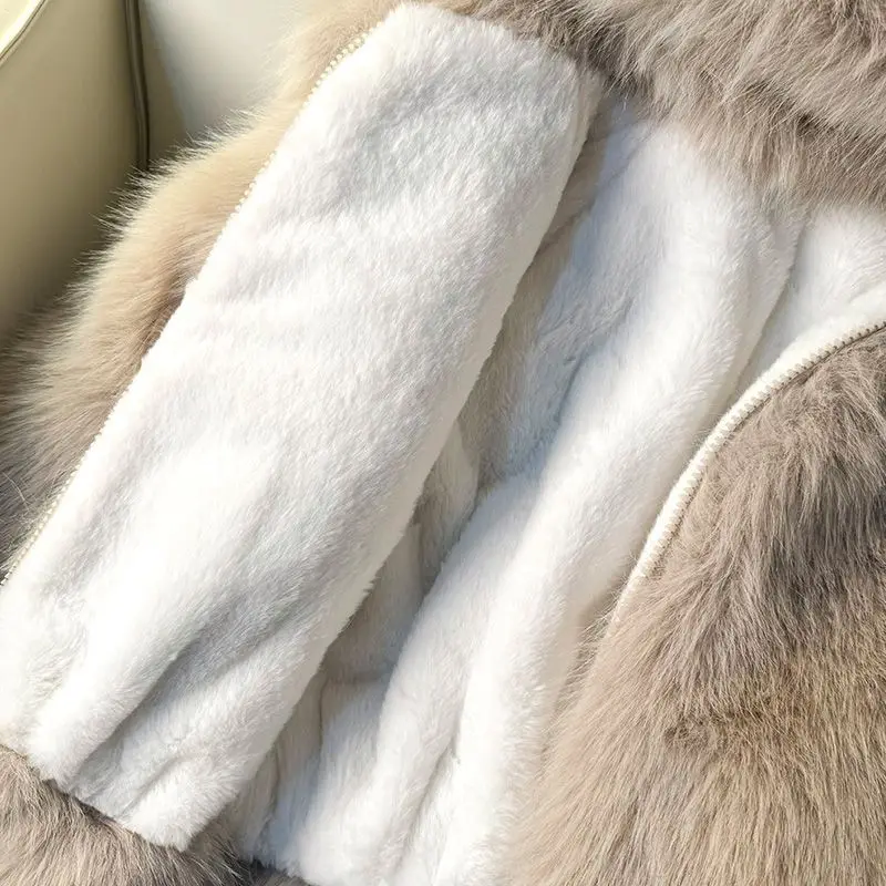 Winter Girls' Cute Fur Coat, Baby Treasure with Thick Velvet, Children's Ears, Hooded Sweater for Warmth