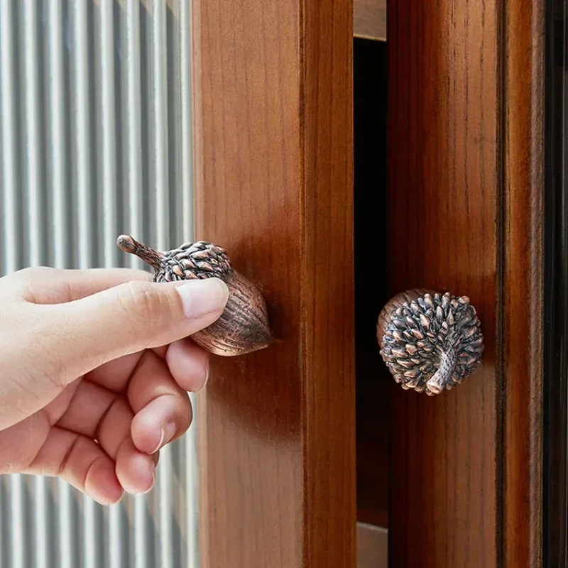 American Retro Acorn Door Drawer Knobs and Handles Tatami Wardrobe Shoe Wine Cabinet Door Single Hole Handles for Furniture