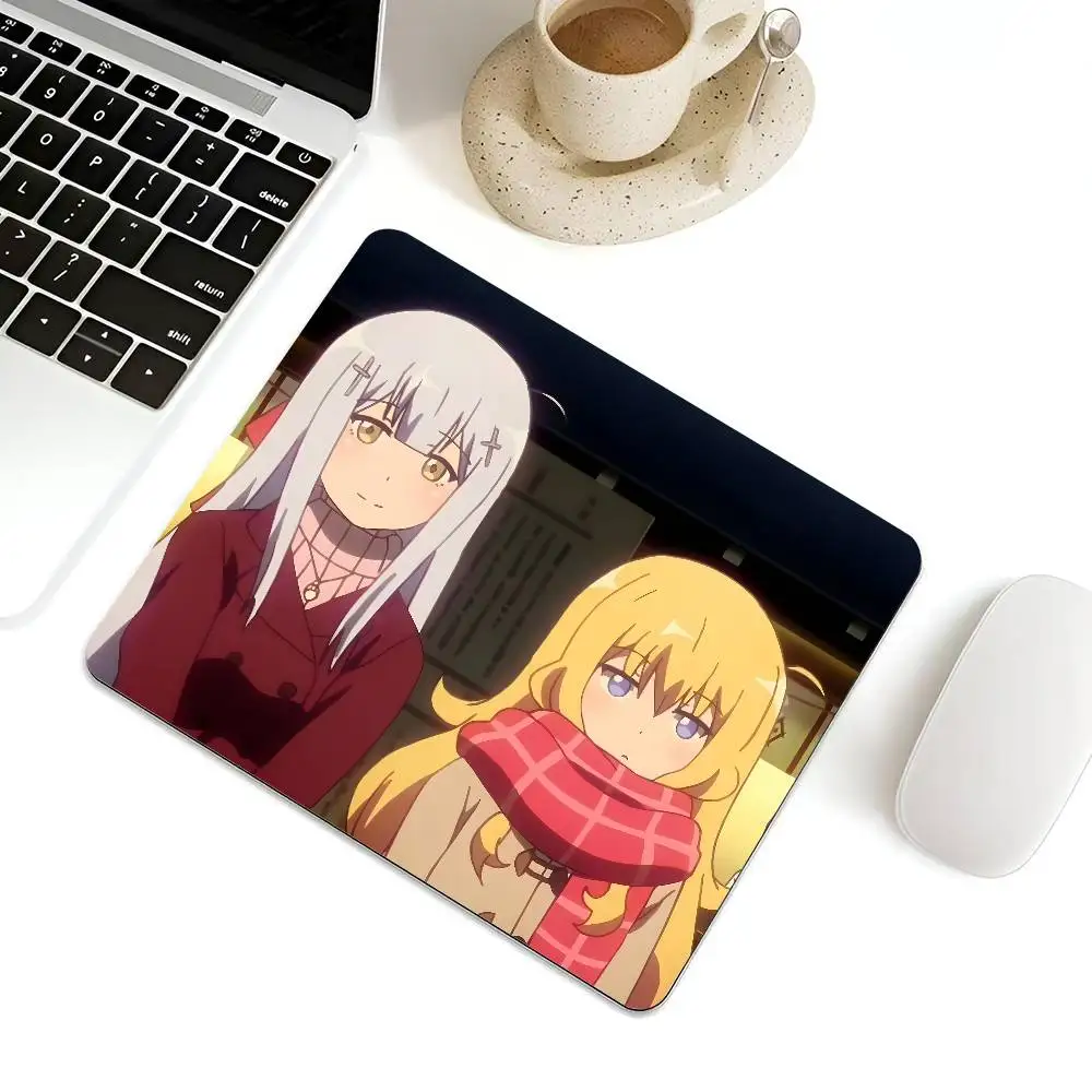 Gabriel Dropout Mousepad Small LockEdge Mouse Pad For Gamers Computer Desk Pad Rectangular Anti-slip Rubber