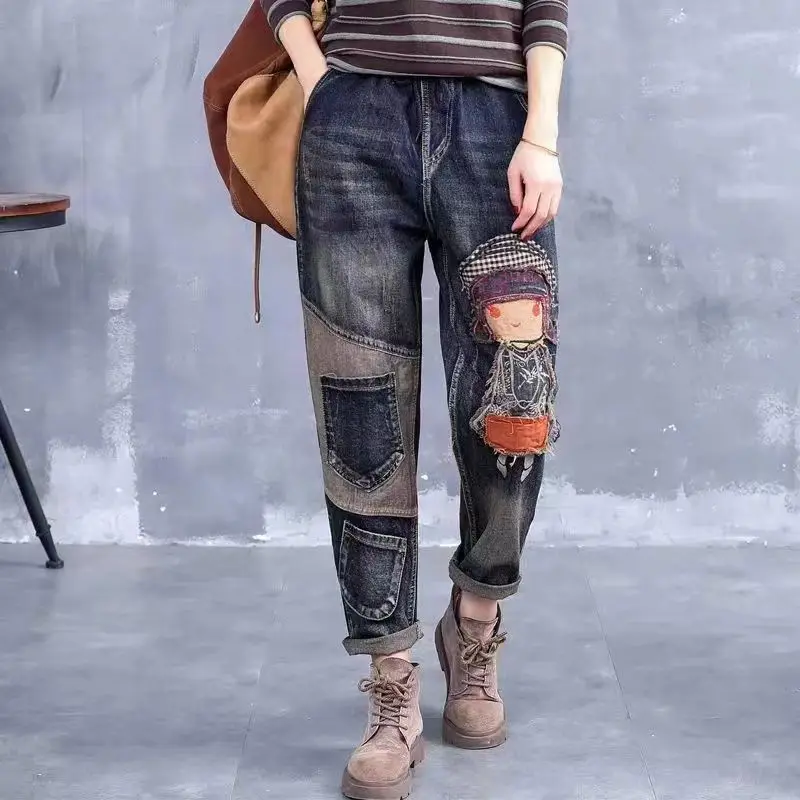 

Casual Women's Distressed Cropped Harem Jeans Loose High Waist Embroidered Elastic Waistband Retro Look Spring Autumn