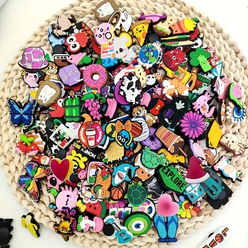 Wholesale Random Cartoon animation Shoe Charms Animal Garden Shoes Decrations Accessories Buckle