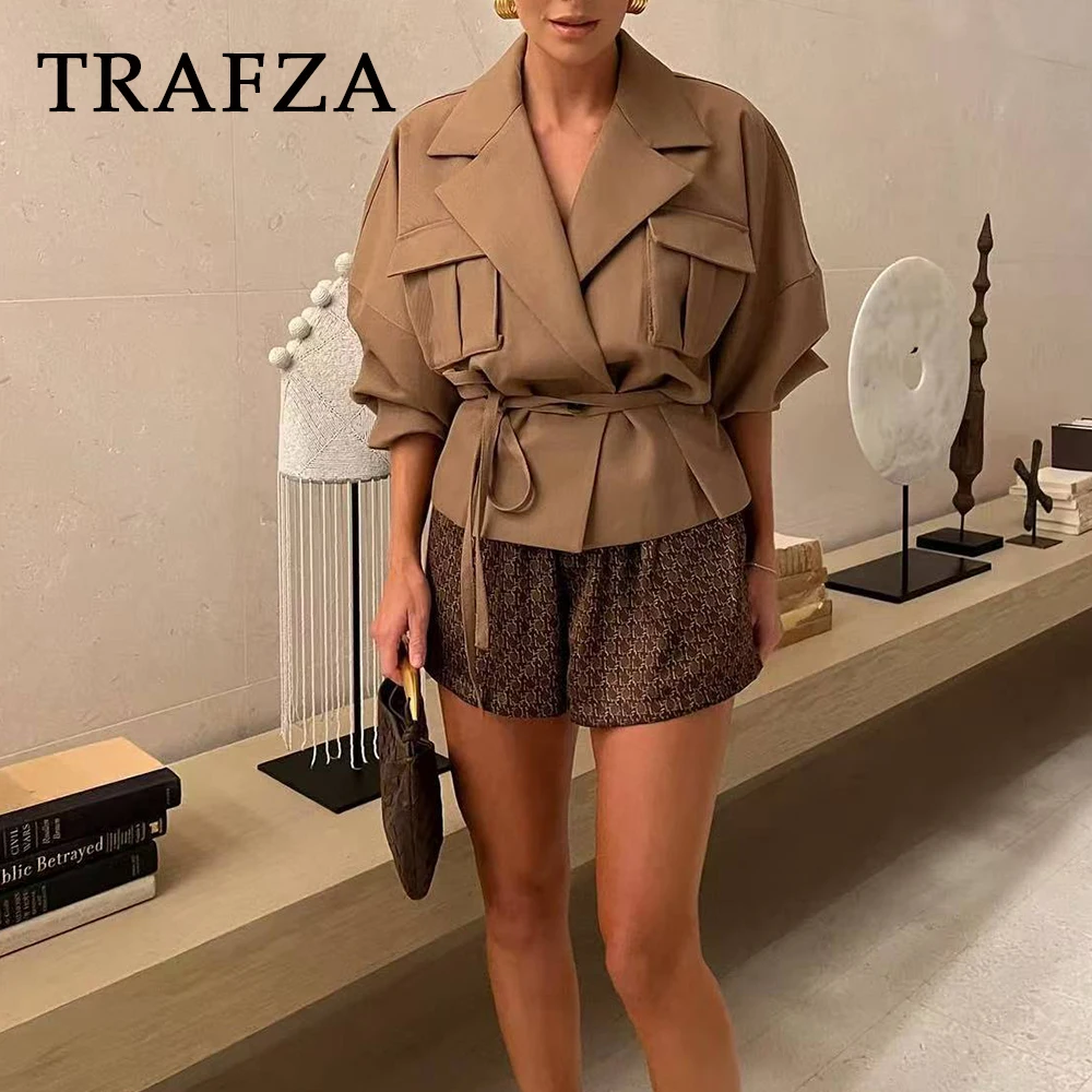 

TRAFZA Khaki Autumn England 2025 Women Windbreak Loose Single Button Sashes Pockets Coats Streetwear Casual Female Wind Coat