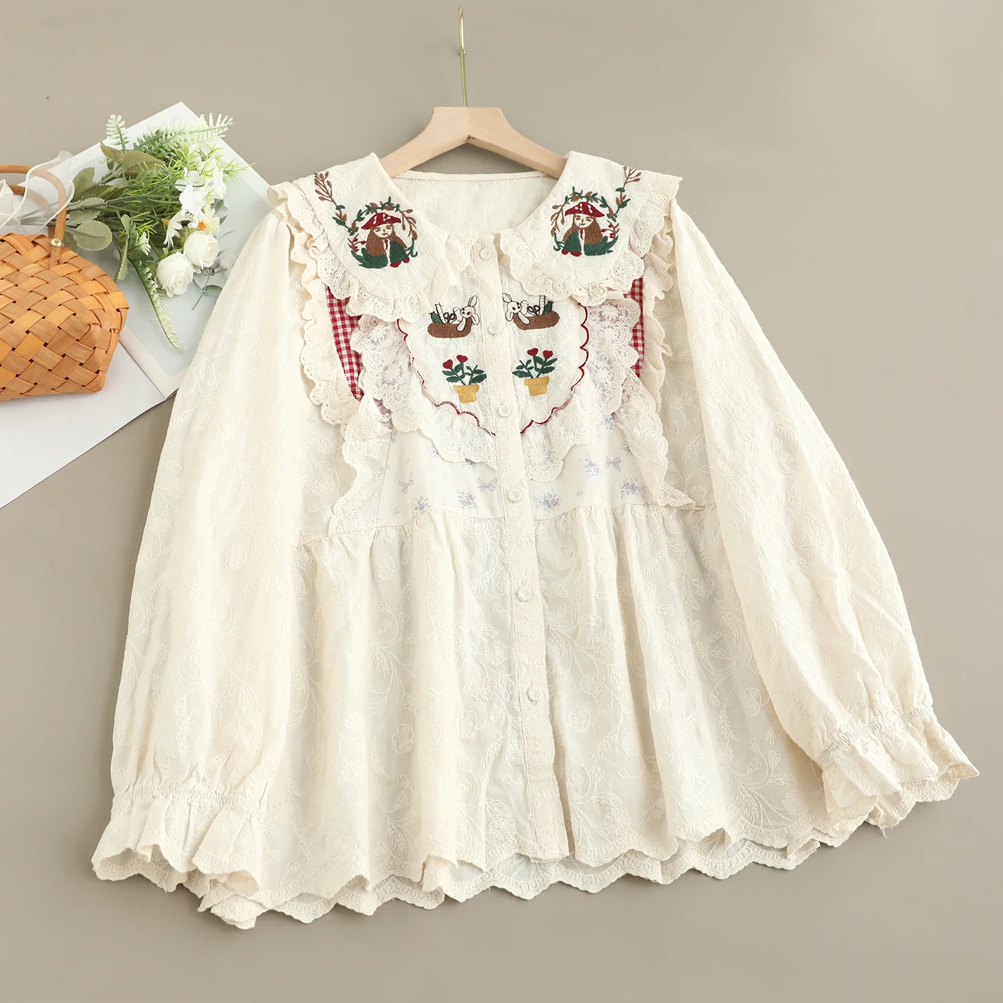 اليابانية الحلو موري فتاة الكرتون التطريز تي شيرتات قطن المرأة ربيع الخريف بيتر بان طوق كم طويل بلوزة غير رسمية بلايز