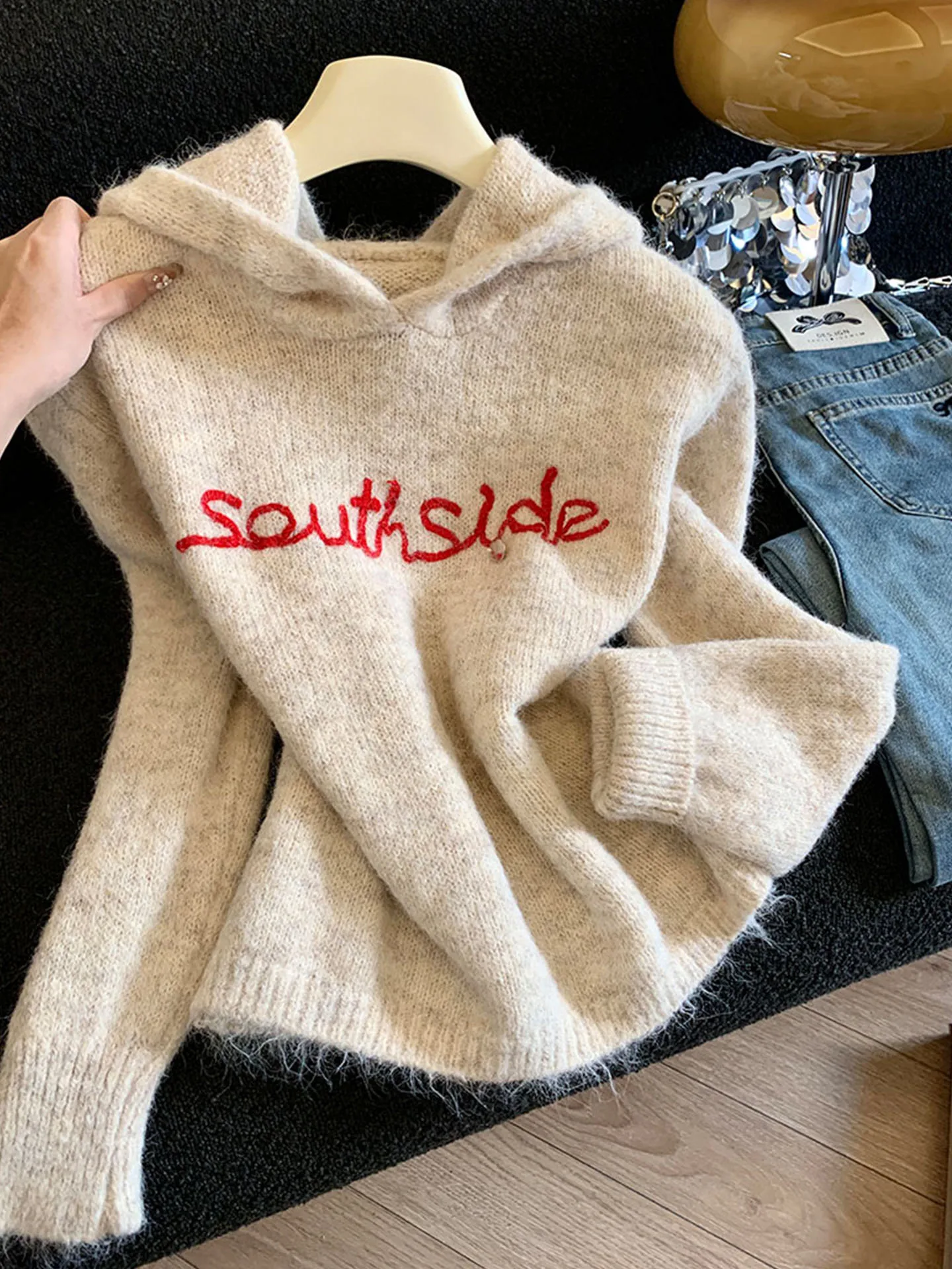 

Emily Clud Soft Cozy Printed Hooded Knitwear Women's Loose Slimming Sweater Autumn Winter Casual Faion Chinese Production