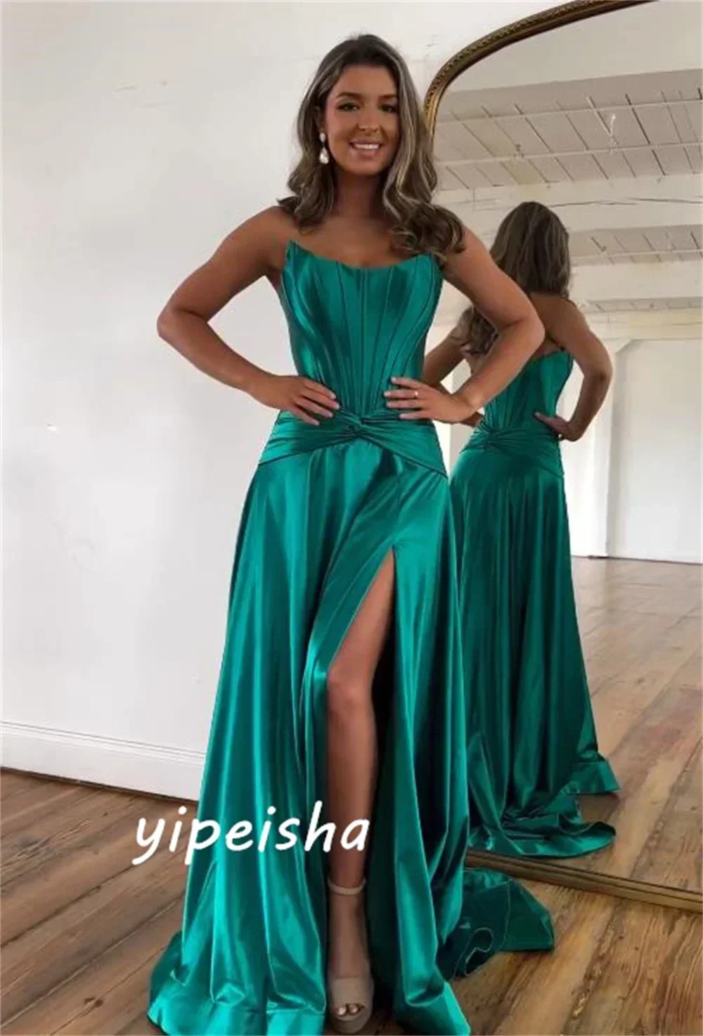 فساتين سهرة مخصصة بدون أكمام ثنيات طول الأرض تنانير رائعة ذات جودة عالية مناسبة رسمية للحفلات للنساء