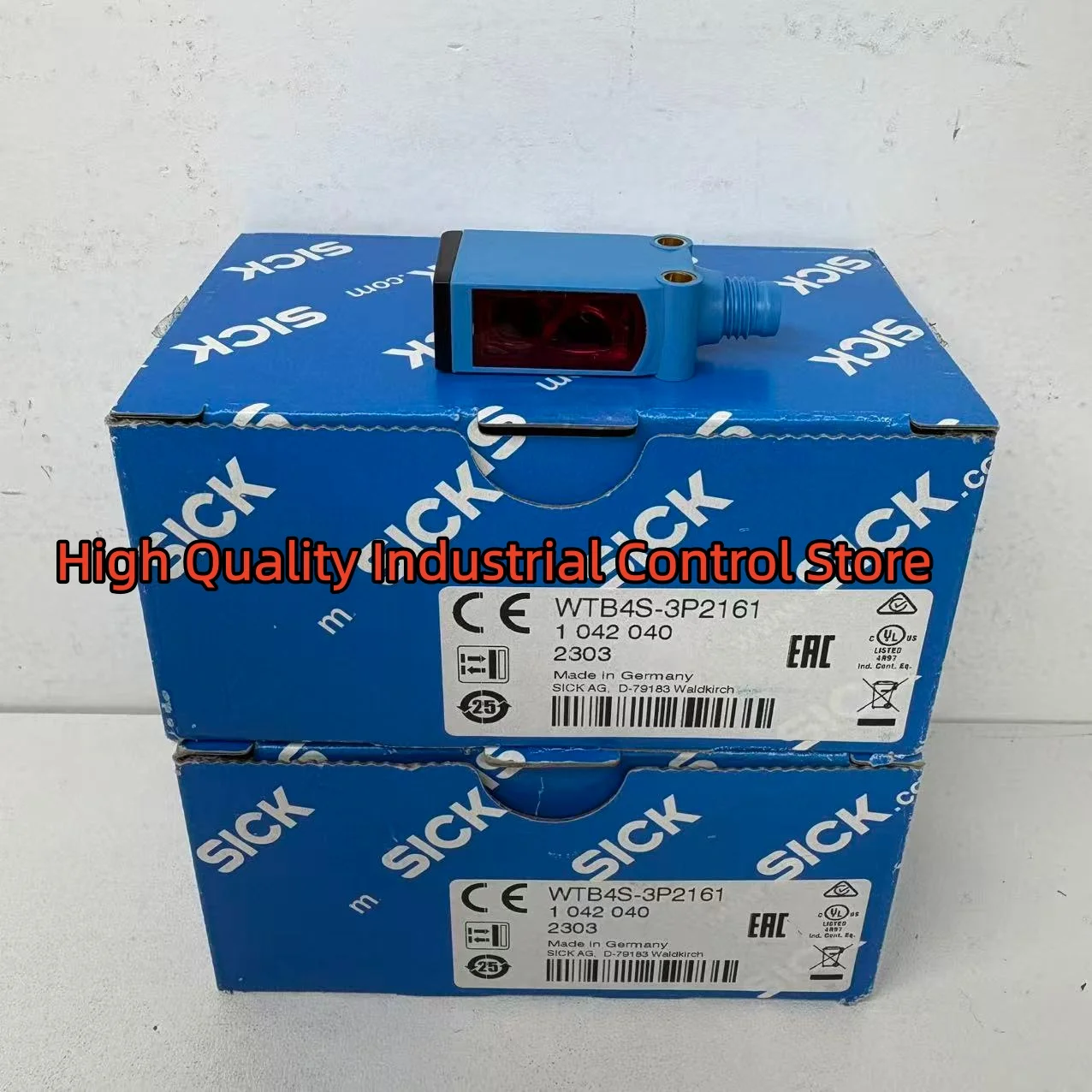 

Photoelectric sensor WTB4S-3P2161 1042040 new in box