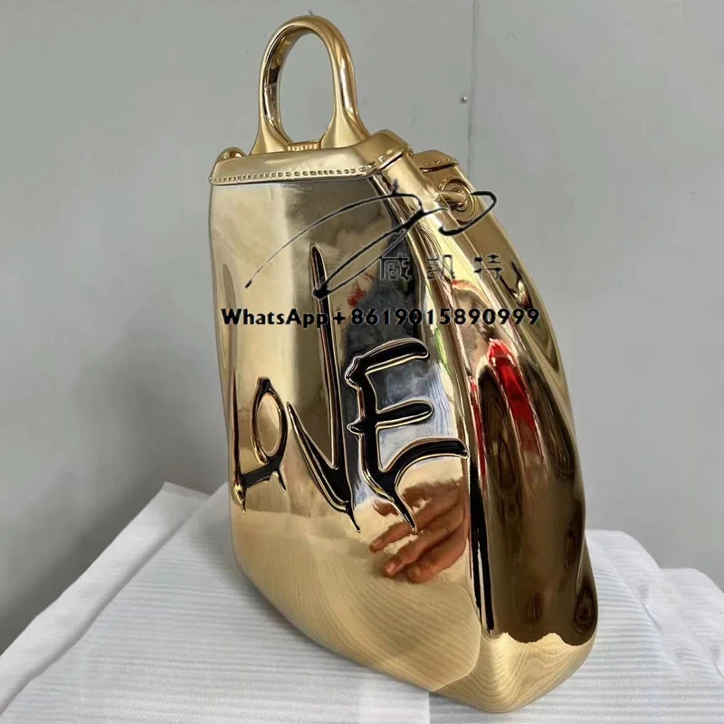 Moderne Innendekoration, Kunstharz, Kunsthandwerk, Kegelstatue, Handtasche, Vase, galvanisierte Tasche, Fiberglas-Skulptur oder Heimdekor-Modell