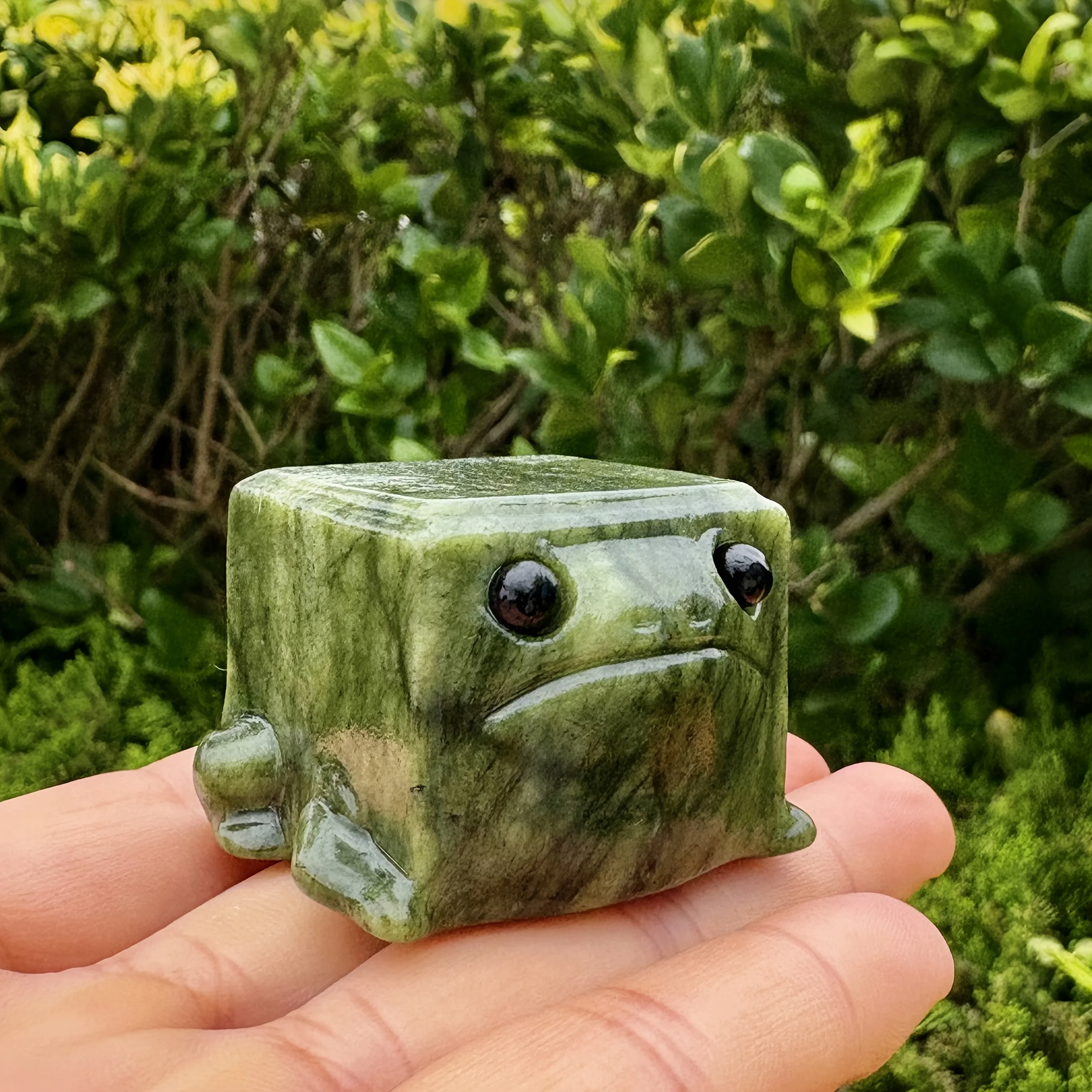 1pc Xiuyan Jasper Adorable Frog, Square Carving, Ideal for Home, Garden Decoration, Great Gift for Birthdays And Valentine's Day