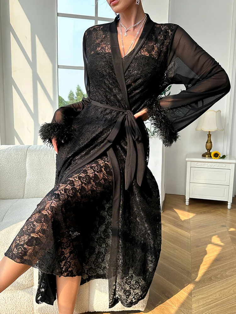 2pcs Woman Sexy Pajamas Lace Robe&Slip Dress Lingerie Long Bathrobe Halter Night Dress Home Clothes Plush Long Sleeve Nightgowns