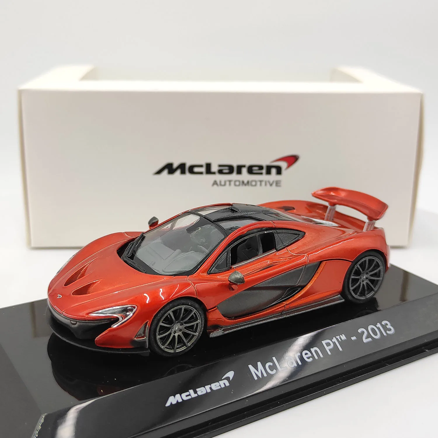 

Diecast 1:43 Scale McLaren P1-2013 Sports Car Alloy Car Model Collectible Toy Gift Souvenir Display