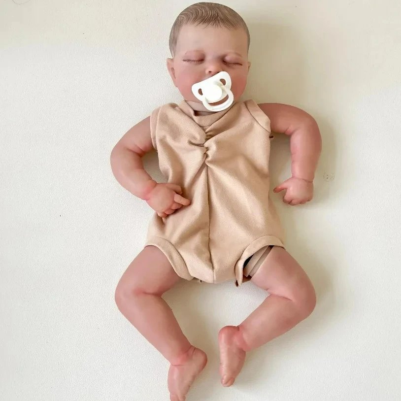 طقم دمية تولد من جديد مقاس 19 بوصة من Loulou عيون مغلقة نابضة بالحياة ثلاثية الأبعاد من الجلد فينيس نفس الصورة مع جسم من القماش