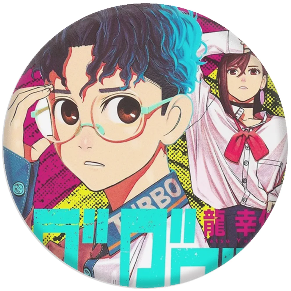 58 มม.อะนิเมะ DAN DA DAN Ayase Momo Takakura Ken Enjōji Jin Seiko คอสเพลย์เครื่องแต่งกาย Badge Pin SPTE Tinplate เข็มกลัด Prop Xmas ของขวัญ