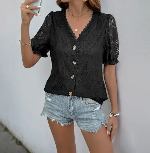 

Sexy T-Shirts Pullover Tops Women's Elegant and Commuting Cardigan, 2025 Summer Lace V-Neck Lace-Spliced Shirt