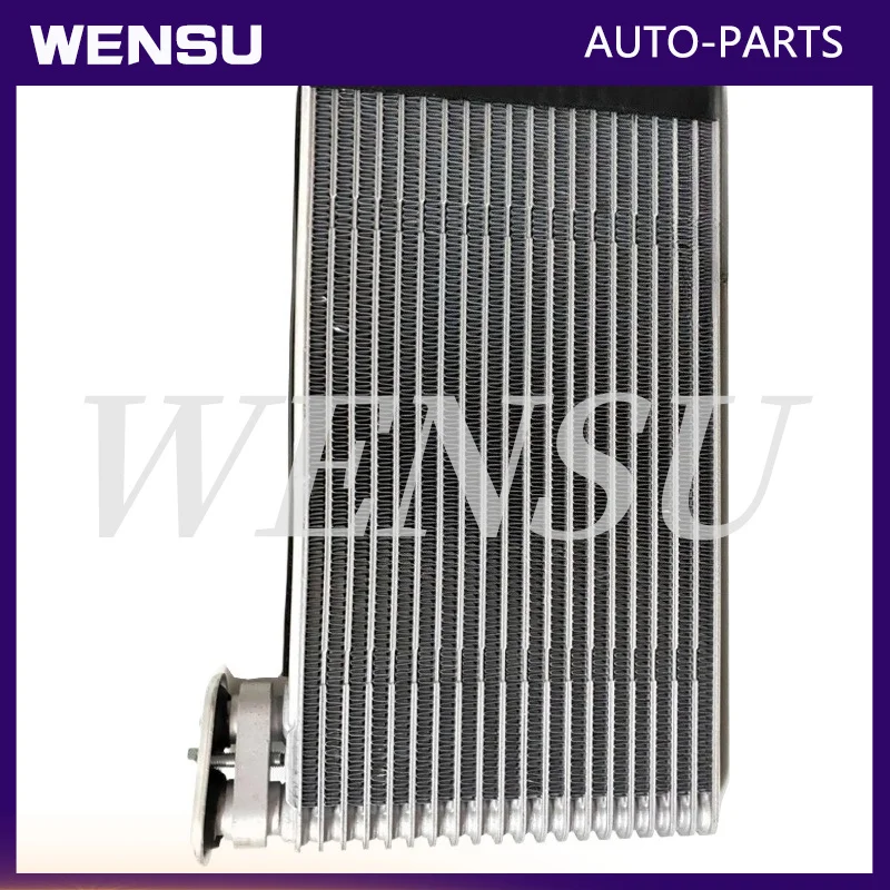 

Rear Evaporator Core For Land Rover Discovery 4 L319 2.7 4.0L 4.4L Discovery 3 L319 2005-2009 LR066866 JQB500020 LR043494