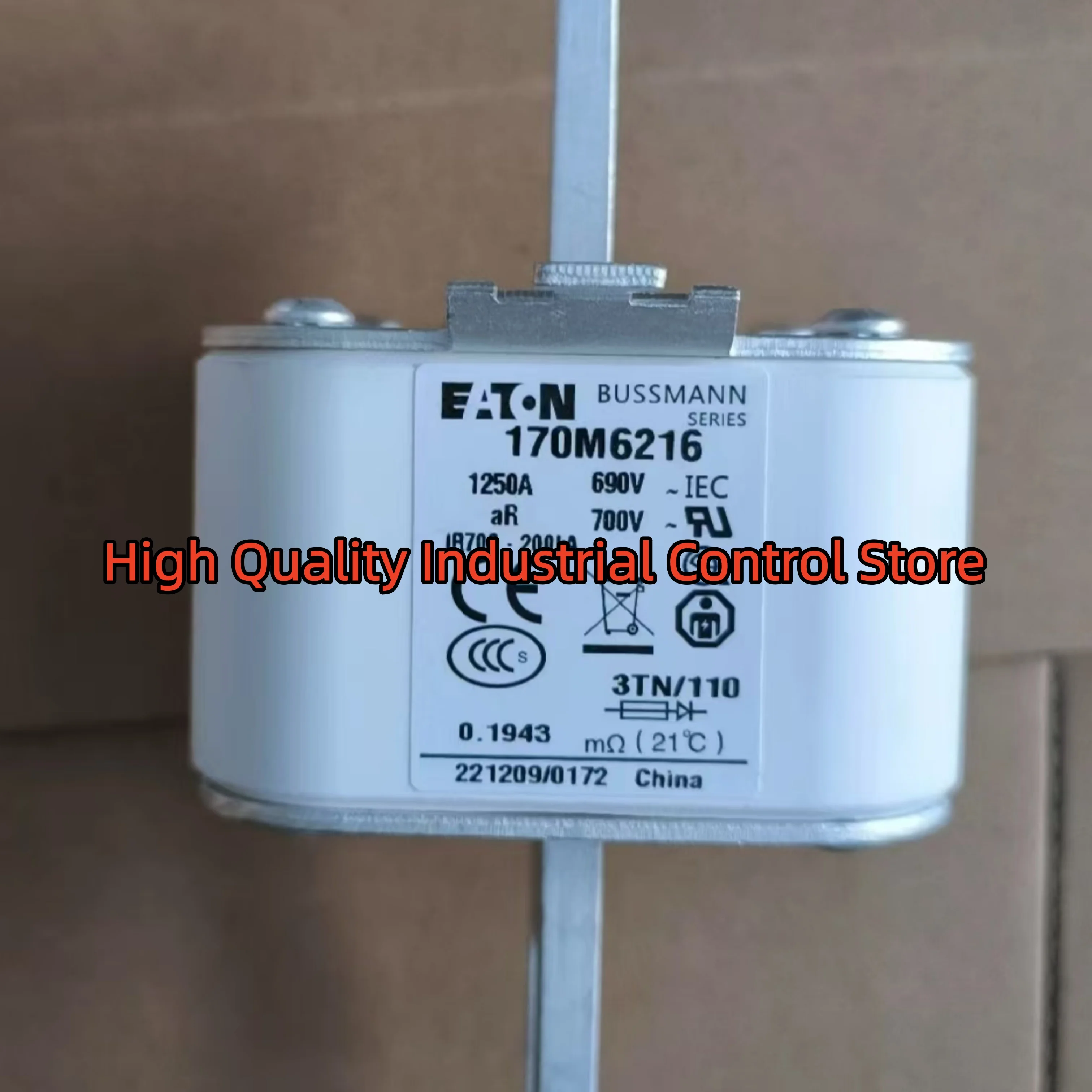 

Brand new 170M6216 170M6513 Fuse