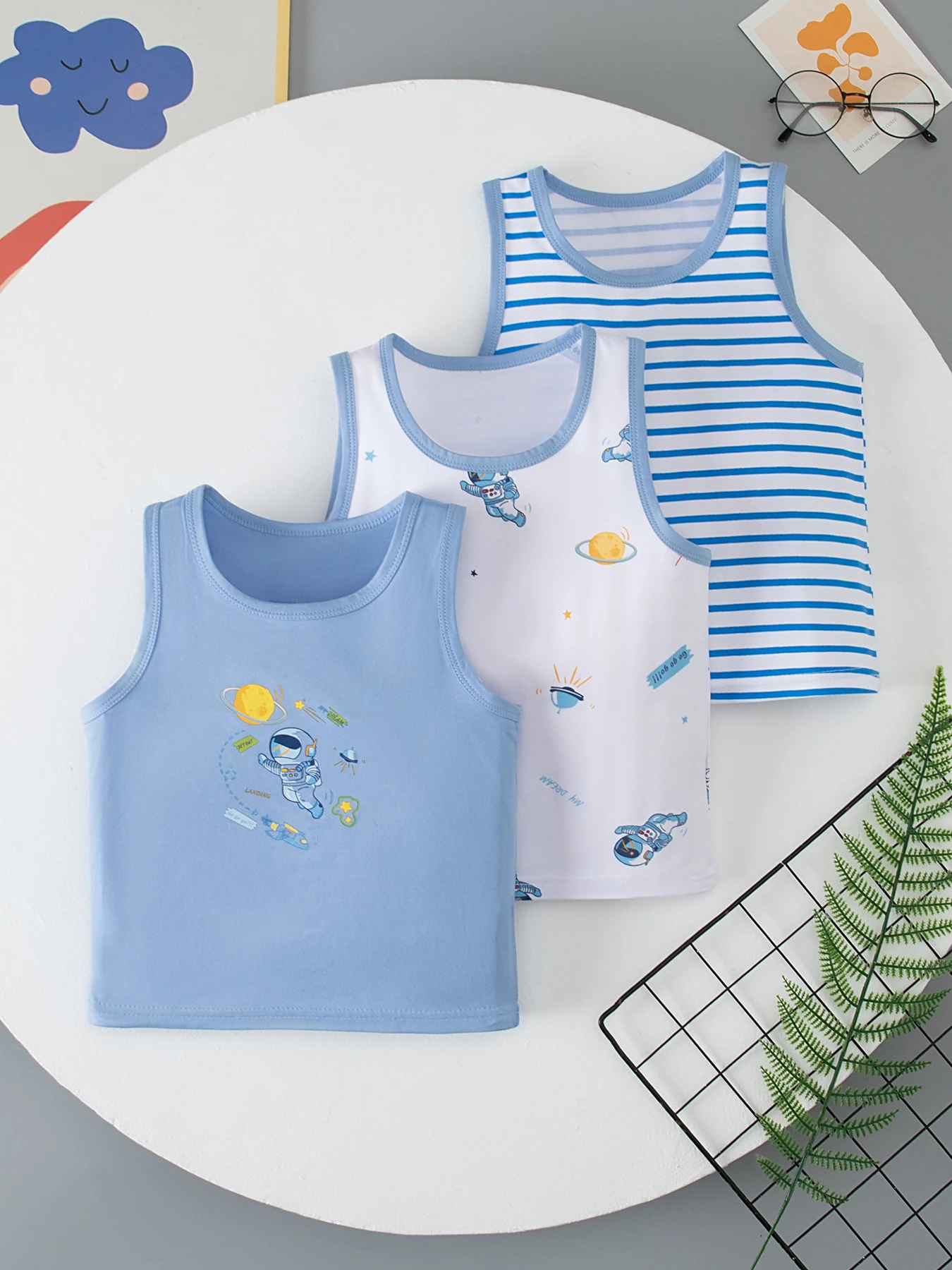 3-Piece Set of Children's Multi-Color Combination Vest, Boys' Casual Versatile Sleeveless T-Shirt, Baby Soft Inner Sweatshirt