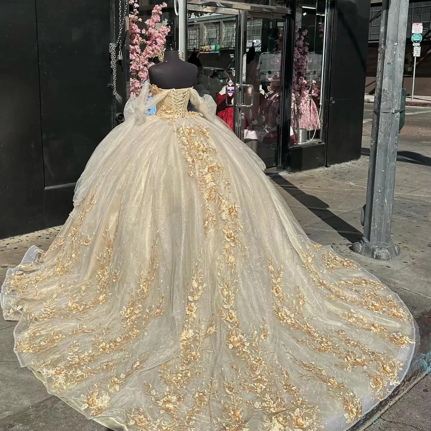 ANGELSBRIDEP Gold Quinceanera Dresses Appliques Long Train Flower Sweet 15 16 Years Birthday Party Prom Dress Pageant Miss Gala