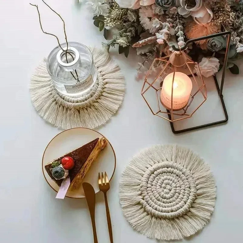 جولة القطن جديلة السفينة مع شرابة ، مكرمية اليدوية تحديد الموقع ، وسادة كوب ، نمط بوهيميا ، حصيرة عدم الانزلاق ، وسادة القهوة ، ديكور الطاولة