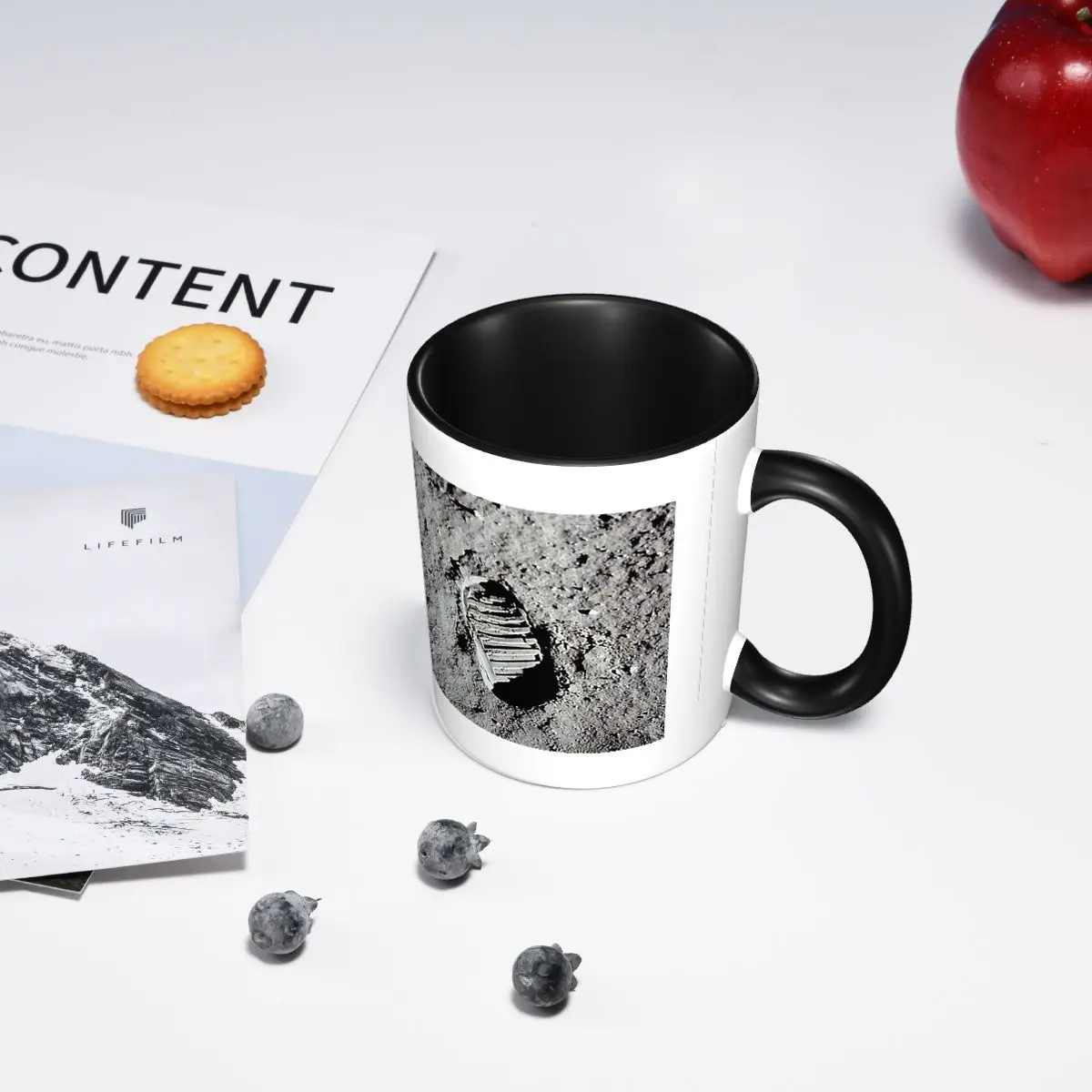 Footprint On The Moon By Buzz Aldrin Apollo Mug Funny Ceramic Coffee Cups Tea Mugs Milk Cup Drinkware Gifts for Friends
