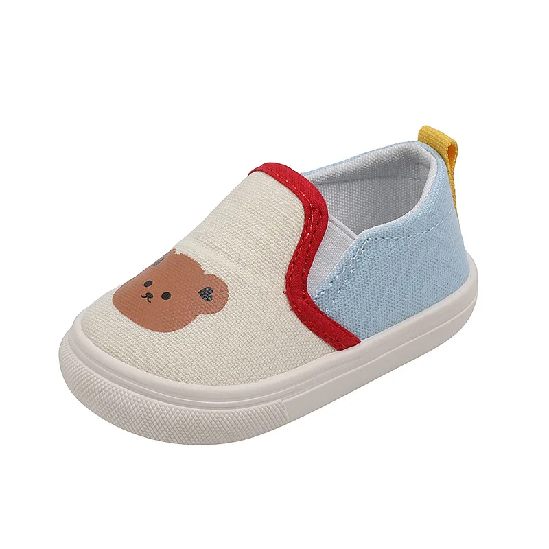 Scarpe di tela per bambini Slip on Cartoon Boys Sneakers moda traspirante antiscivolo scarpe per bambini scarpe leggere per ragazze della scuola