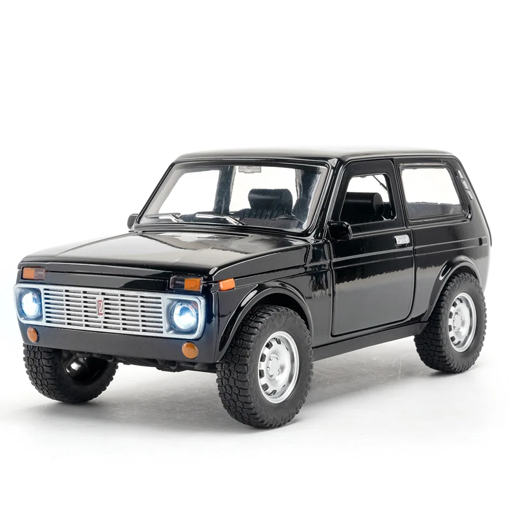 No Color Box Diecast 1:18 Niva Alloy Car Model with Sound and Light Pullback Doors Open Toy Display Gift Collection Car Model