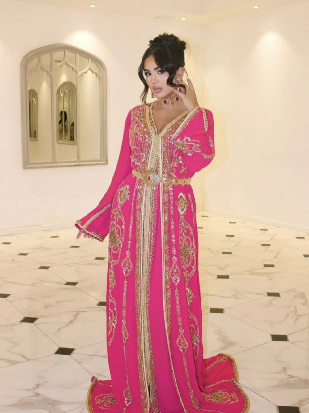 Abaya V Neck Evening Dresses Takchita Long Sleeve A Line Bridal Dress Caftan Appliques Customized Prom Gown Women Robe