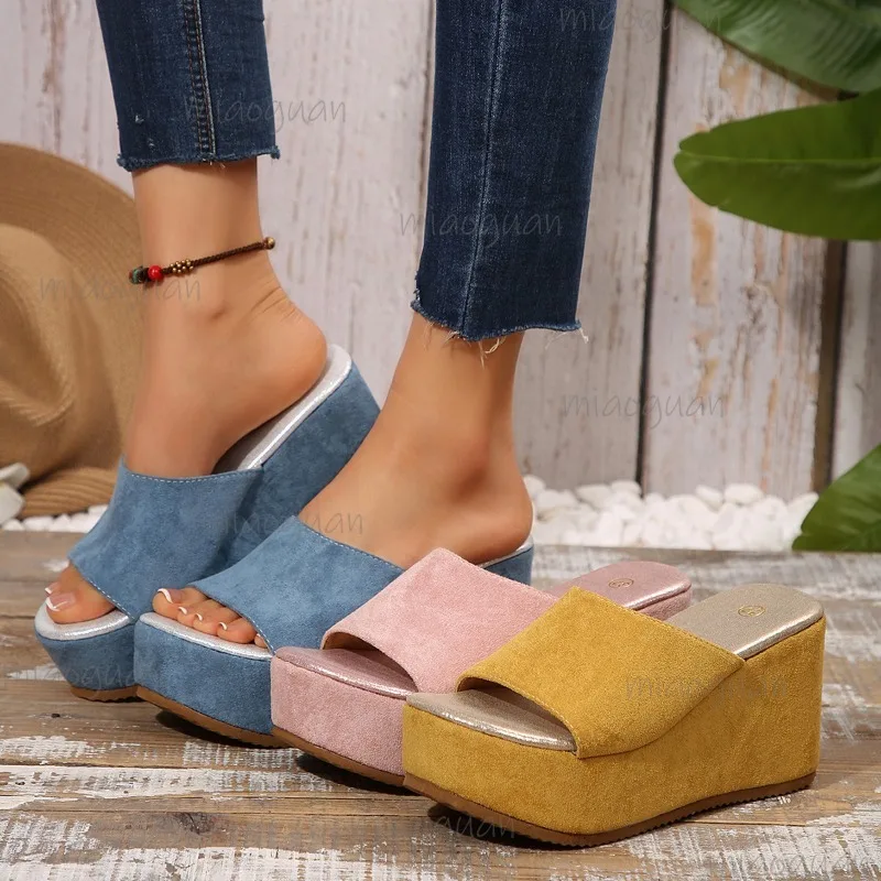 

Замшевые сандалии на танкетке, женские уличные шлепанцы на платформе, большие размеры 35–43, летние тапочки на толстой подошве, женские повседневные шлепанцы, Zapatos De Mujer