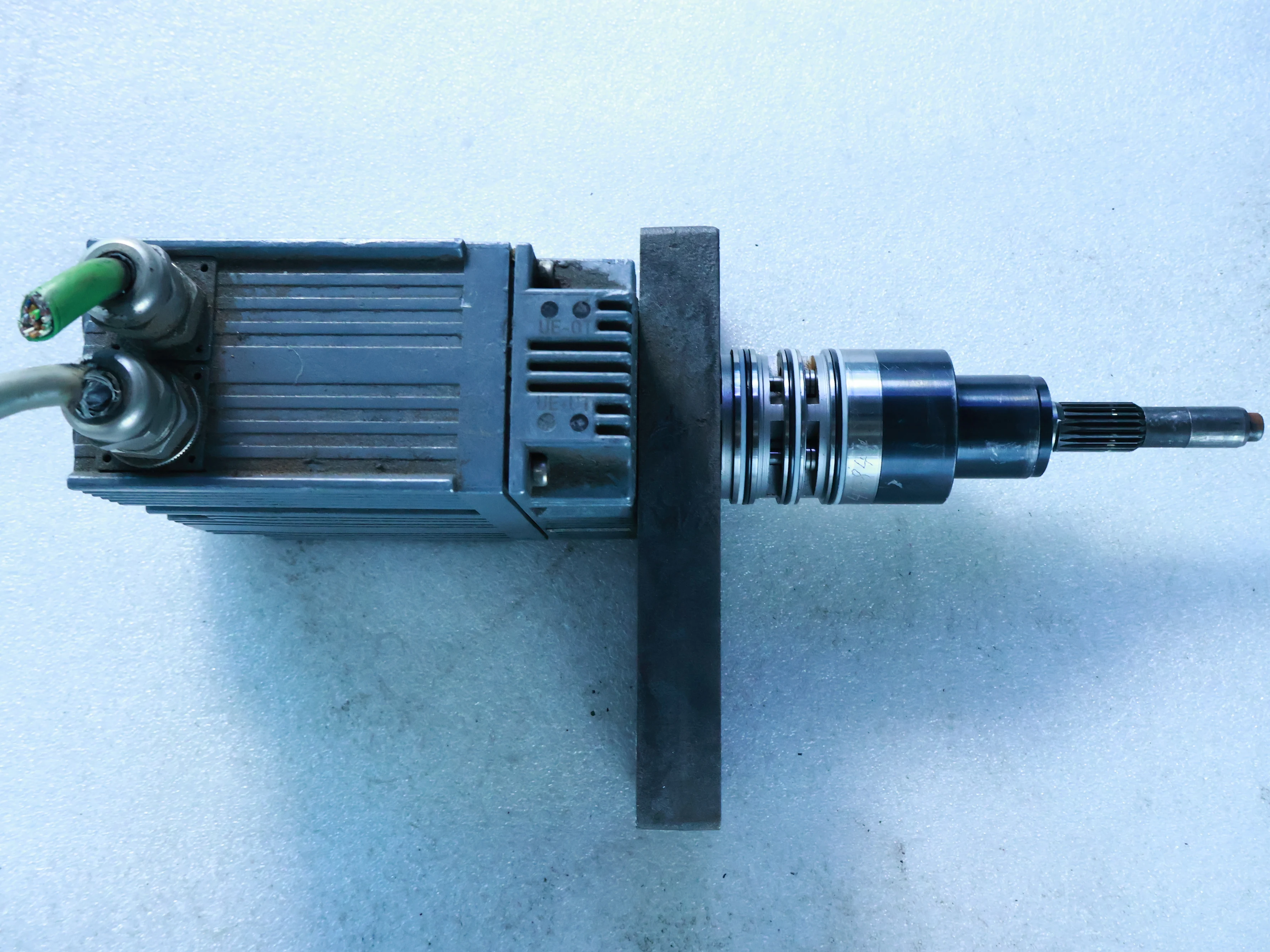 Used SVEZ05SSK090-316U40 For Trumpf SVEZ05SSK090-316U40 Servo Valve