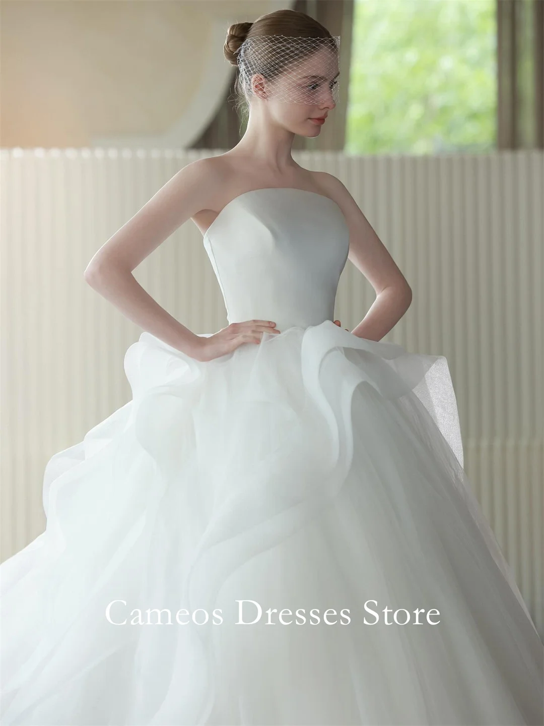 SONDR Customized Strapless Ivory Ball Gowns Tulle  Zipped Wedding Dresses Tiered Korea Brides Gowns Women Bridal Dresses
