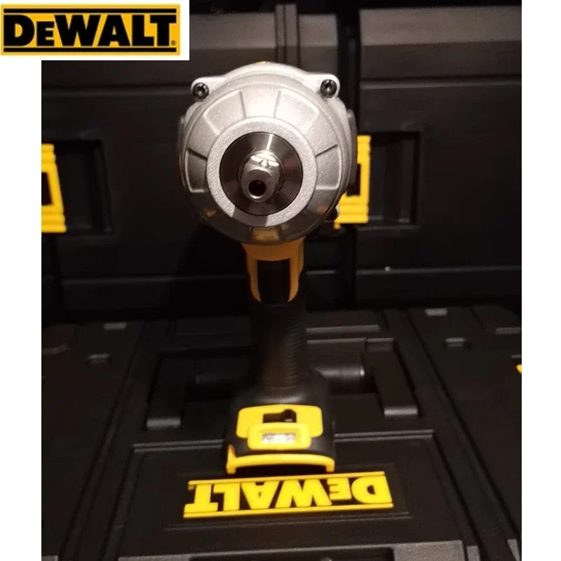 DEWALT DCF899 High Torque Impact Wrench With 20V Lithium-Ion Battery 1/2\