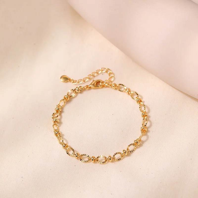 18K Gold-Plated Color-Preserving Geometric Oval Textured Bracelet for Women Fashion Simple OL Style Adjustable Bracelet Jewelry