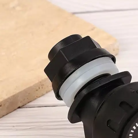 Black Faucet Knob Type Bubble Wine Bottle Spout Plastic Knob Faucet Is Suitable For Drinking Bucket Wine Bottle Pile