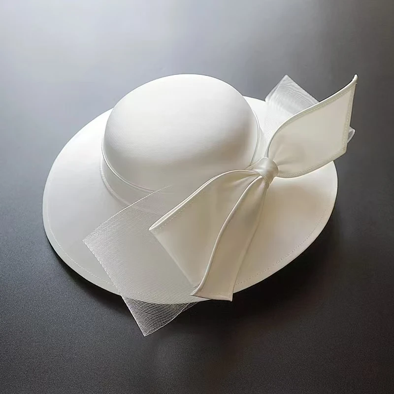 French White Bownot Satin Top Hat Women Banquet Elegant British Celebrity Dress Fascinator Bride Wedding Black Fedora Hat