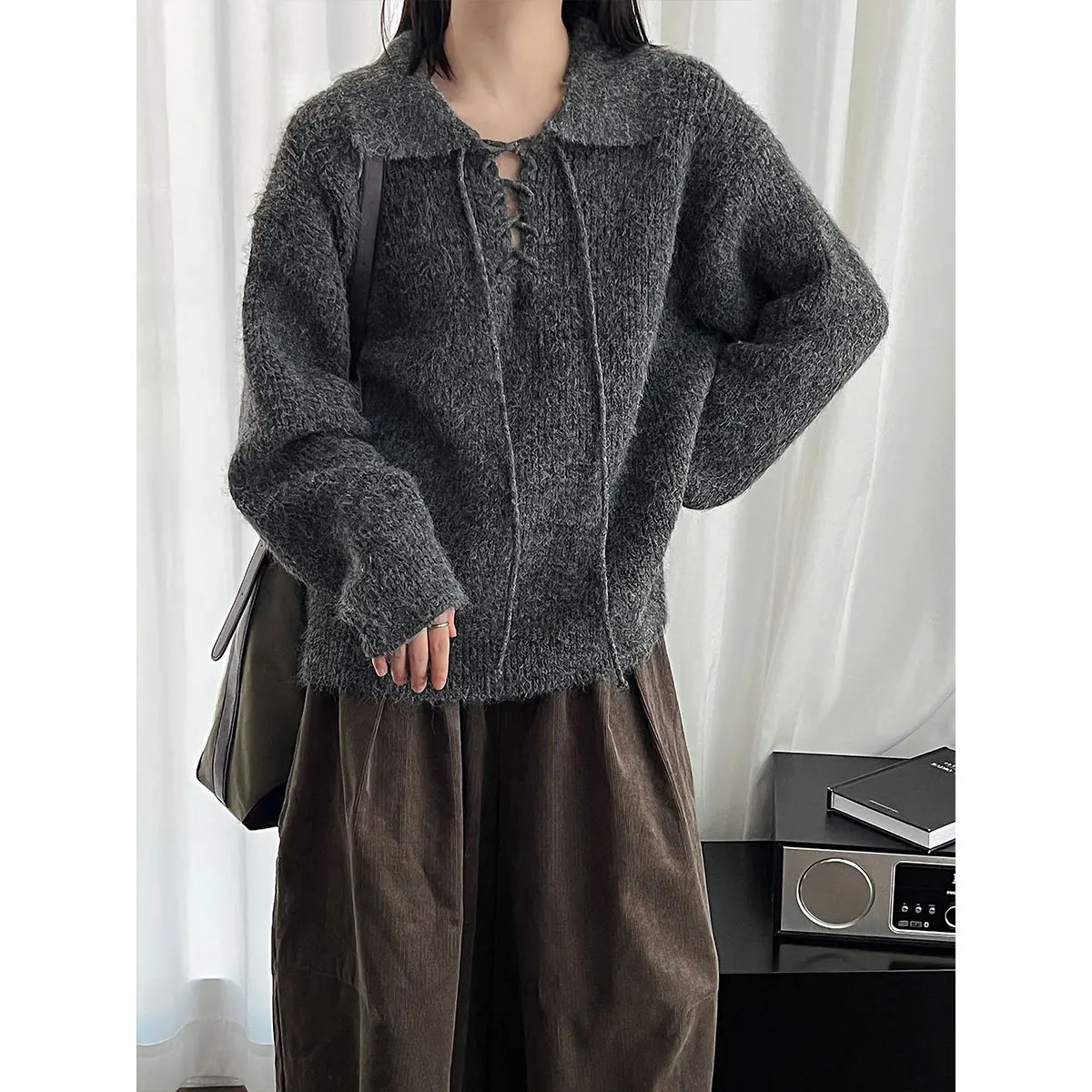 سترة منسوجة بياقة من الصوف الناعم واللزج لخريف المرأة سترة كسول كورية جديدة