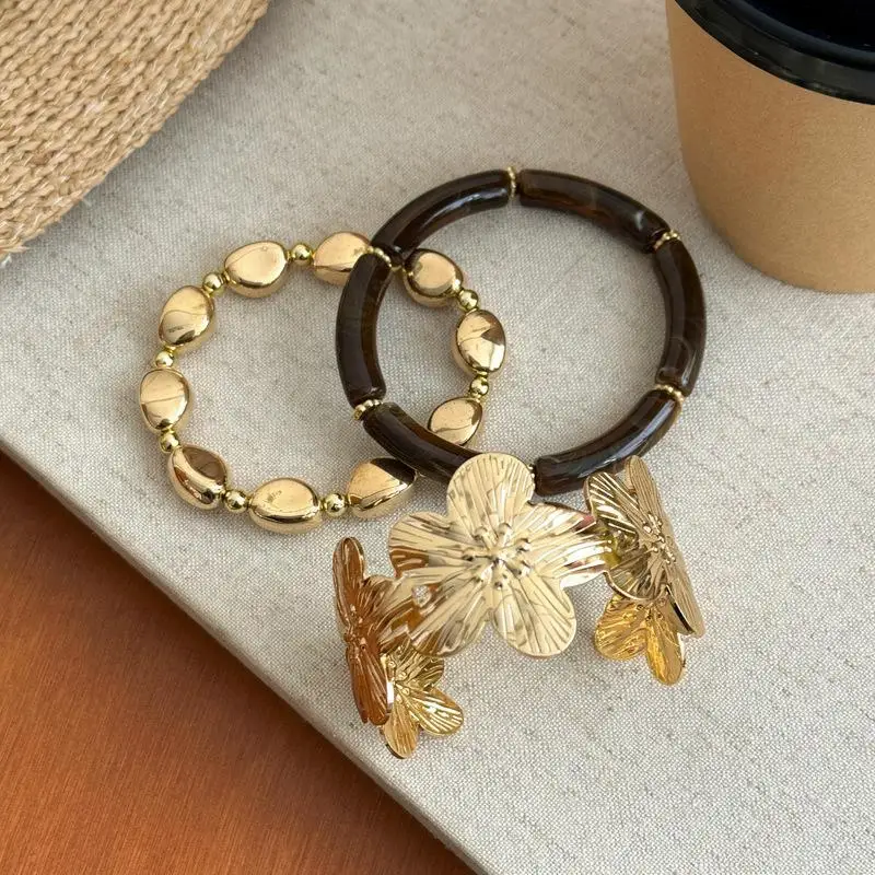 3-teiliges Set Ethnische Goldene Blüten-Harz-Armbänder für Frauen, Legierungsperlen-Design, Modischer Bohemian-Schmuck als Geburtstagsgeschenk für die Freundin – Detail 6