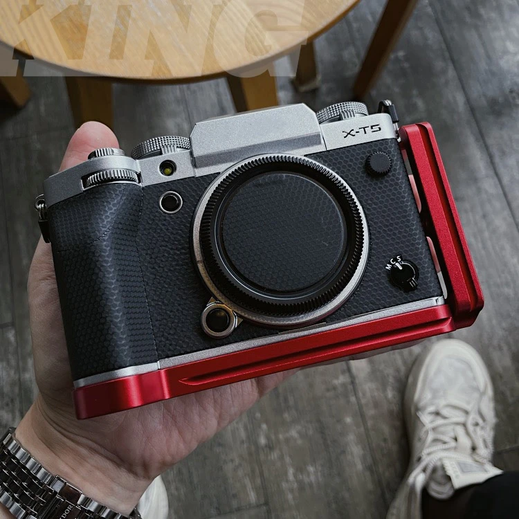 

XT5 Camera Hand Grip Bracket Quick Release Plate for Fujifilm Fuji X-T5 XT5 Handle Grip L-Shaped Plate