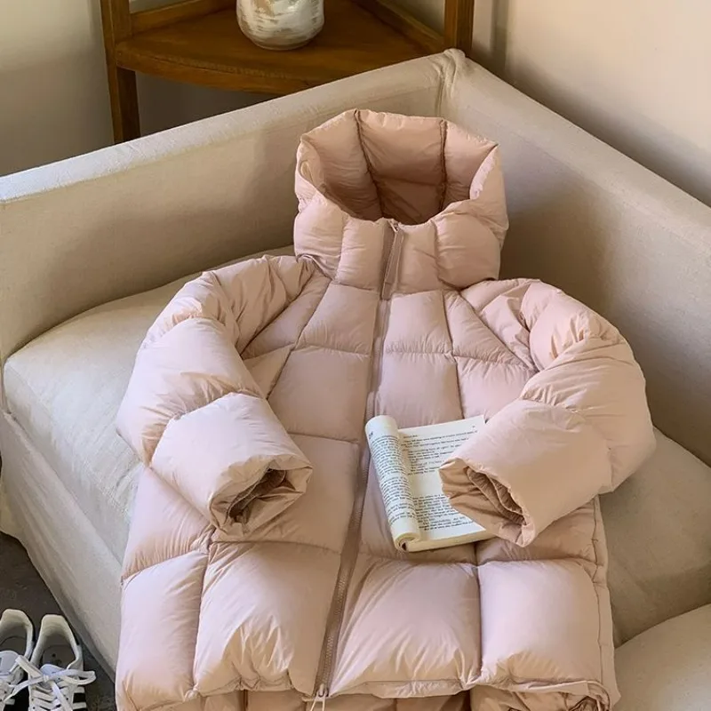 2025 Chaqueta de longitud media fuera de temporada nuevo plumón de pato grueso Puff con capucha abrigo de pan cálido abrigos de plumas ropa de mujer Simple