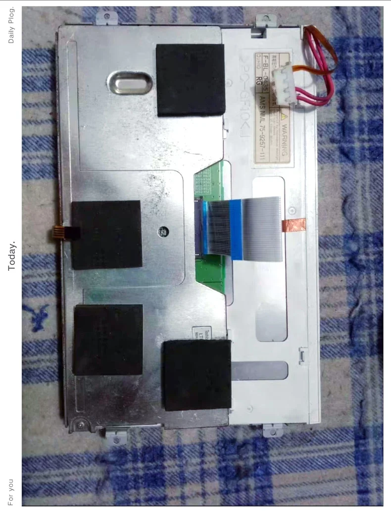 

7-дюймовый ЖК-экран LTM07C729, проверен на нормальную работу перед отправкой.
