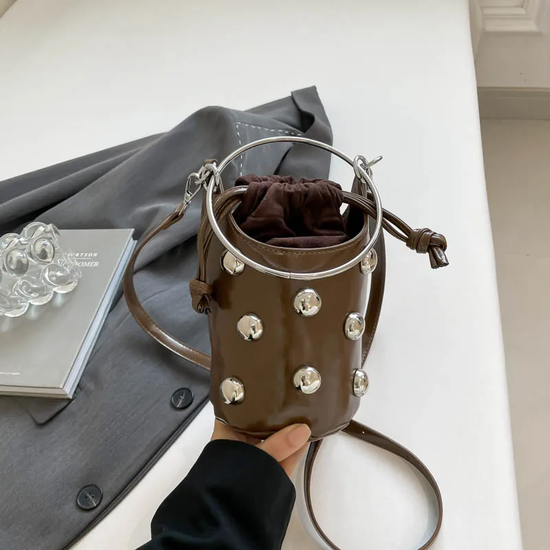 

Vintage Rivet Shoulder Bags For Women Pure PU Leather Fashion Small Bucket Crossbody Bag Designer Handbag Ring Handle Clutch Bag