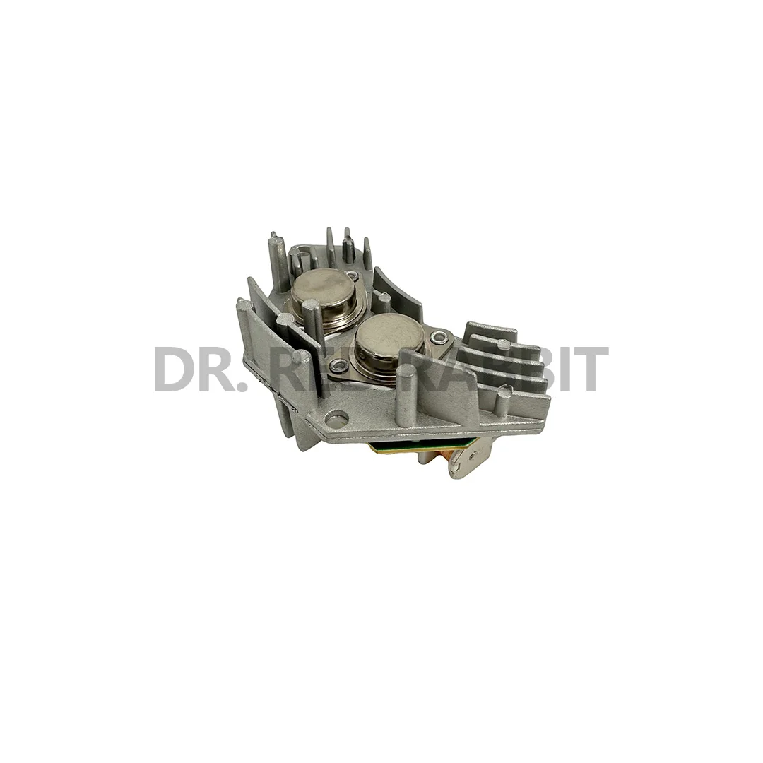 

Blower Heater Fan Motor Resistor Regulator For CITROEN XANTIA XM ZX Break AX SAXO BERLINGO XSARA 644178 6441.78 698032