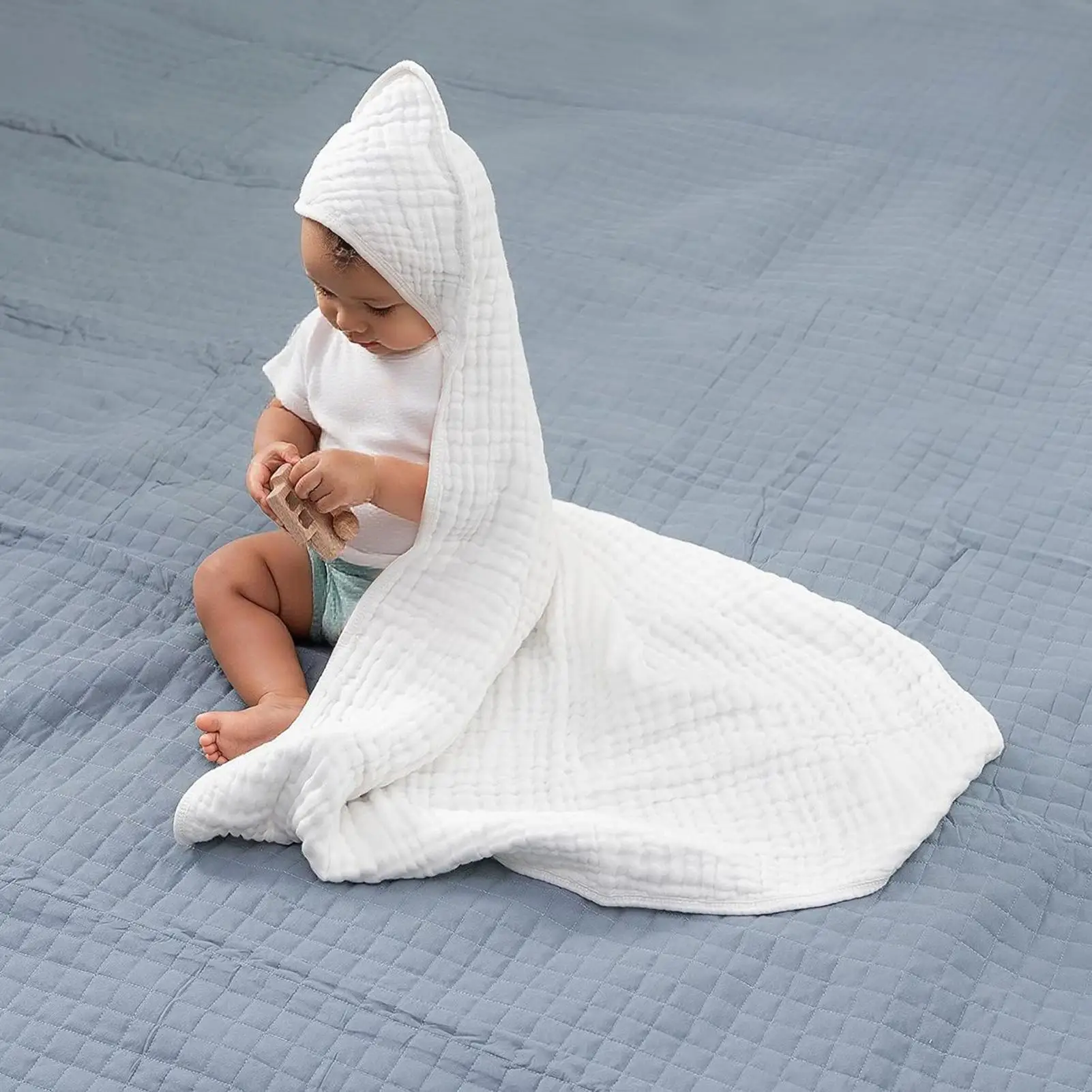Hooded Towels for Baby 35 x 35 Inch pure Cotton Baby Towels Quick-Drying Bathrobe for Bath Time Shower Beach Trip Daycare Home