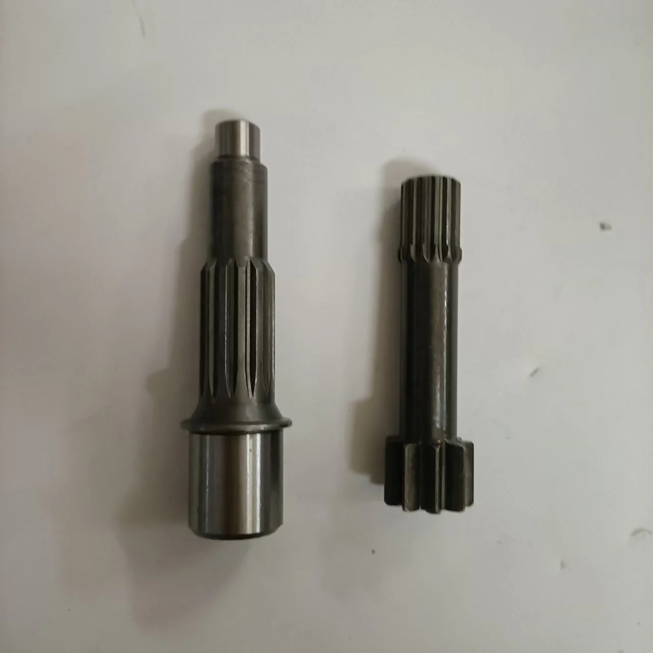 

Applicable to Komatsu PC40MR-2/PC55MR-2/PC56-7 traveling first-stage sun gear motor shaft for excavators