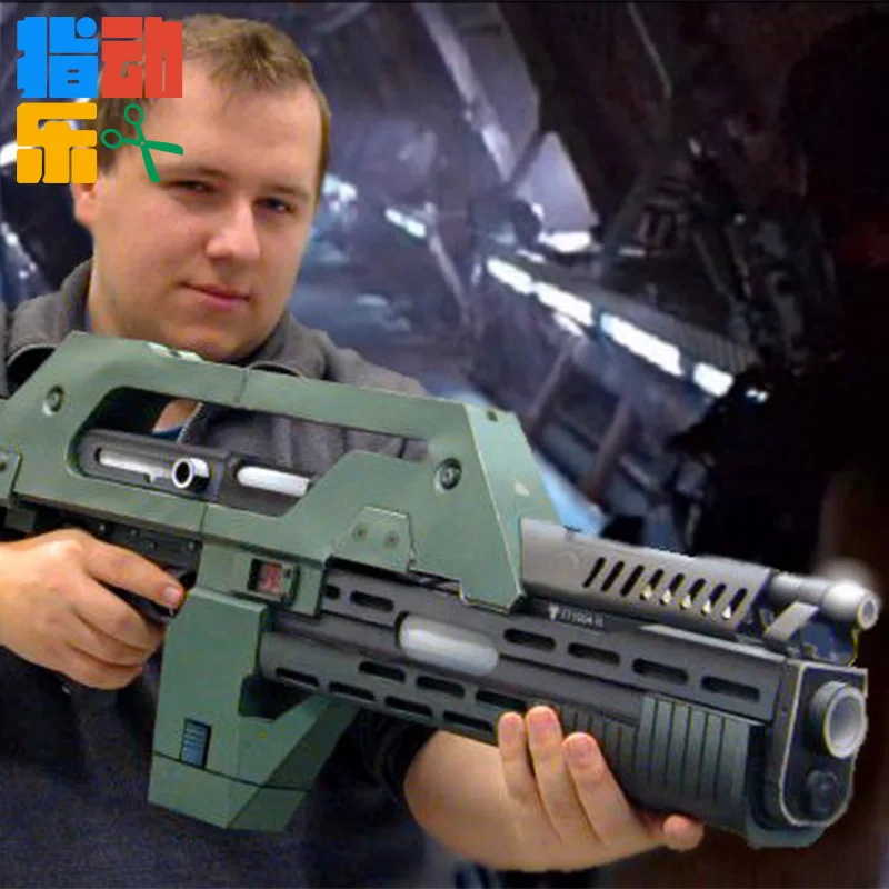 

Free shipping 1:1 scale Alien 3 weapons M41 - A pulse rifle 3 d paper model DIY toys for christmas gift