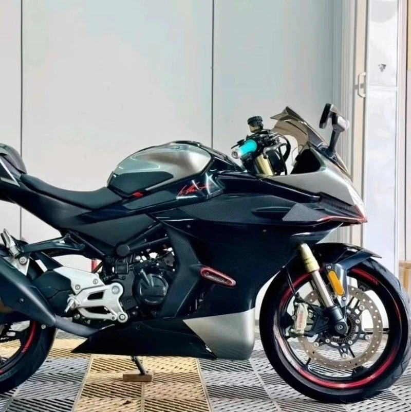 RRHigh Performance CF 450 SR Sport Motorcycle With 449cc Cooled Engine Made In China & Guatemala
