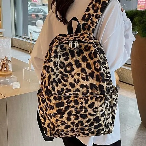 Fashion leopard print Women Backpack Large capacity schoolbag for Teenagers Girls backpack Travel female shoulder bag bagpack