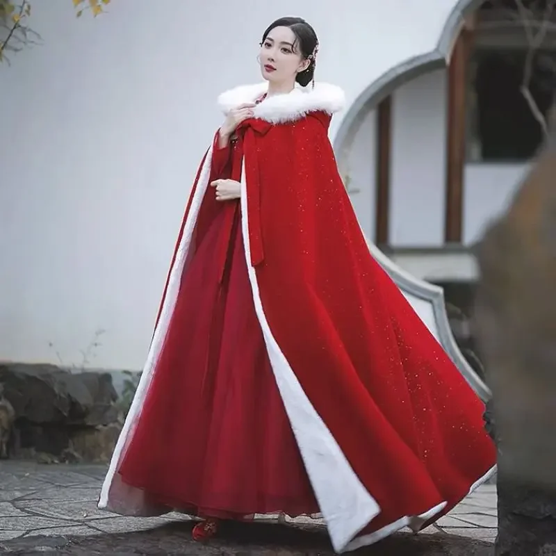 

Cloak Hanfu, red women's style, long fur collar, velvet and thickened cape, ancient costume