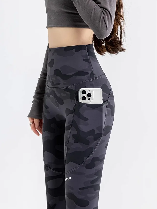 Pantaloni mimetici in pelle arca da donna a vita alta Yoga a nove pezzi Primavera Autunno Capispalla sottile Nuovo 2025 plus Size 200 Pou