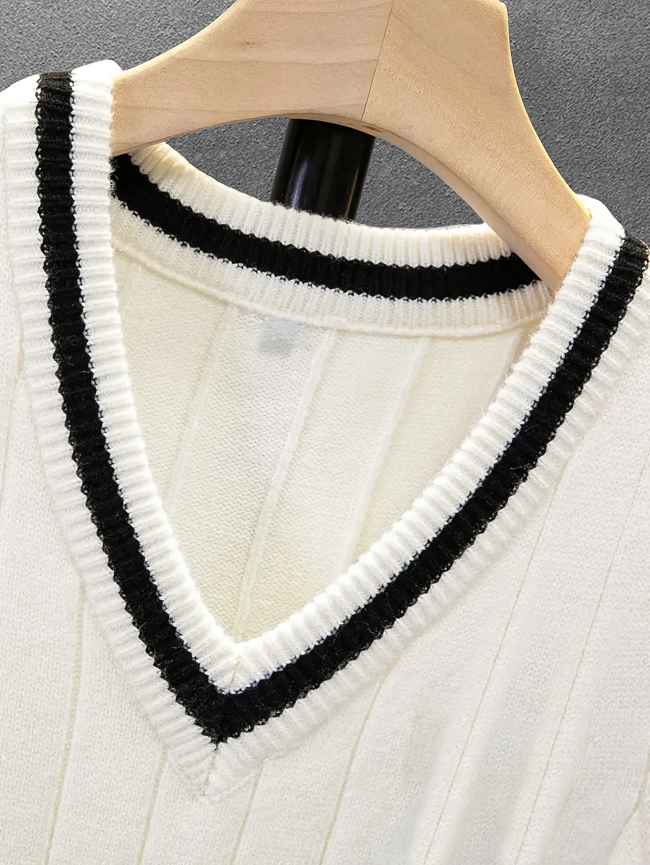 LVLAEA المال القديم الرجال مضلع مخطط الديكور الخريف الخريف تانك القمم أكمام الخامس الرقبة عادية الدافئة محبوك سترة سترة للرجال #3