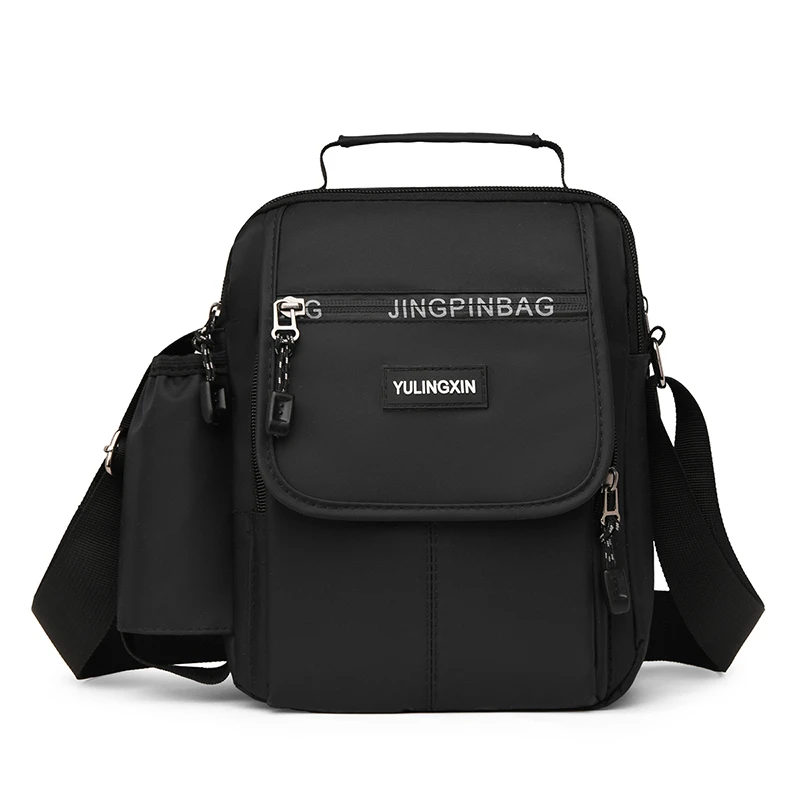 Sportliche quadratische Umhängetasche für Herren – Robuste, weiche Umhängetasche im College-Stil mit multifunktionalen Taschen – Detail 4